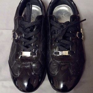 Women's Guess Fashion Quilted Sneakers Size 7M